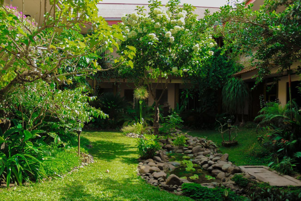 Hotel Indra Toraja Rantepao Exterior photo